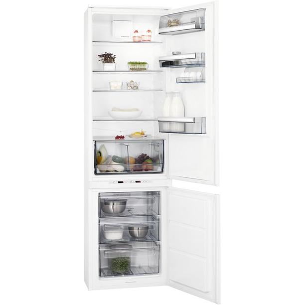 Integrated fridge deals freezer extra tall